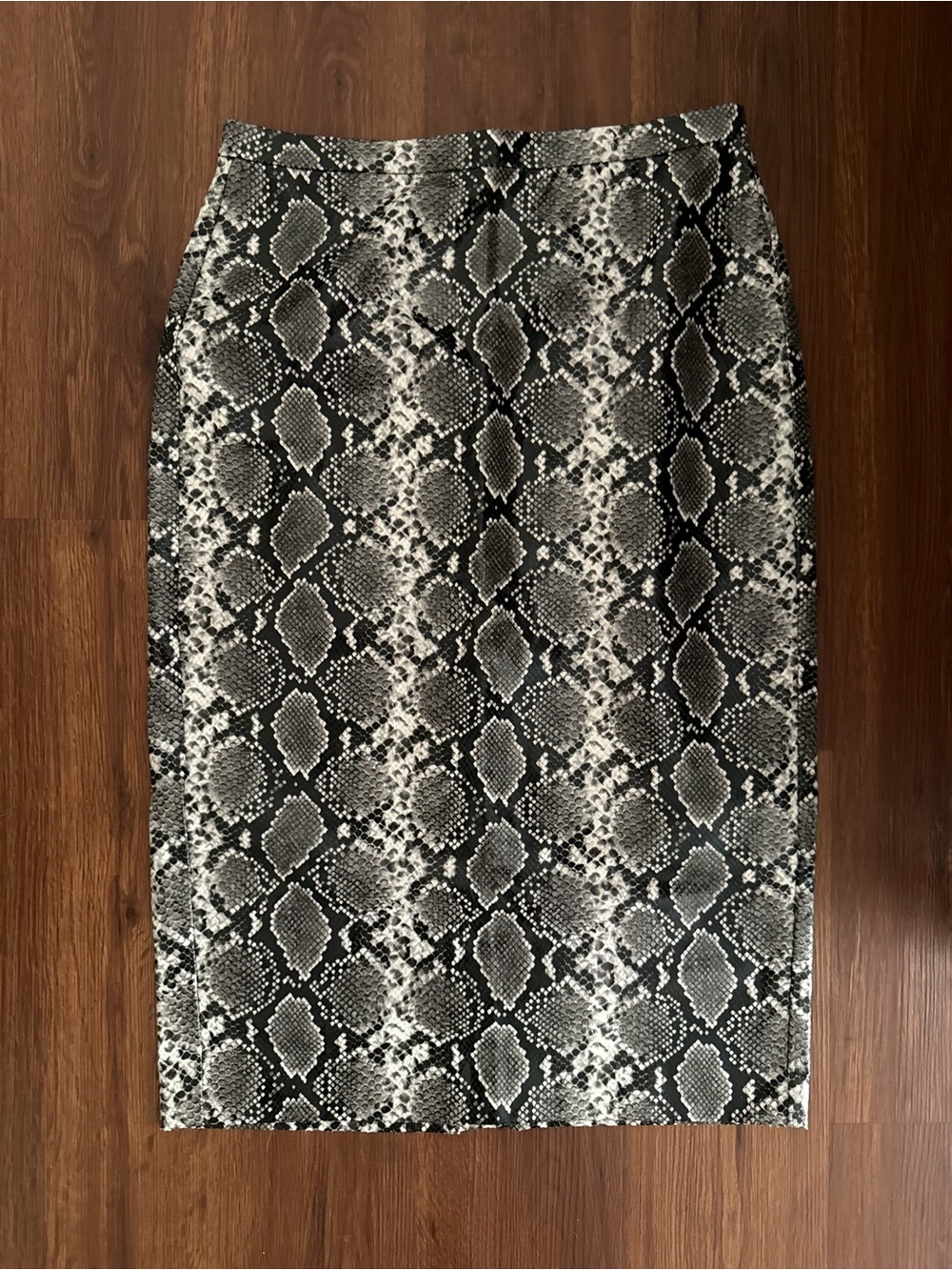 Ann Taylor Snake-Print Midi Pencil Skirt - Black & White